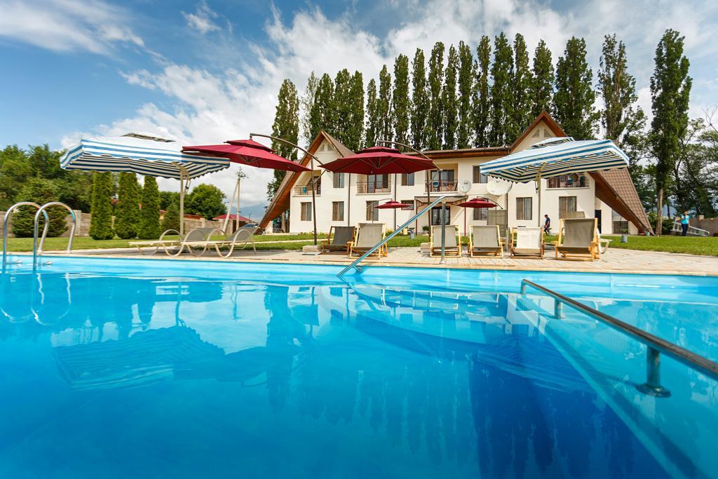 Dolinnka Hotel Çolpan Ata Dış mekan fotoğraf